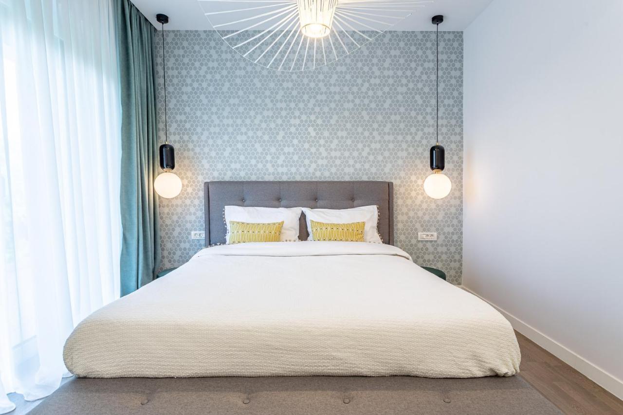 Il Lago - Turquoise - Cozy Luxurious Smart Home By The Lake Voluntari Esterno foto