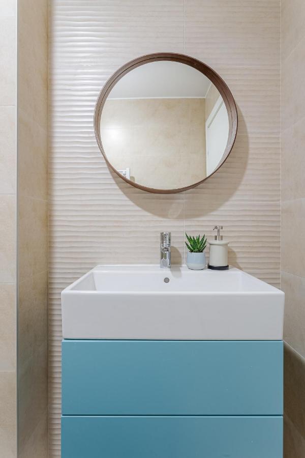 Il Lago - Turquoise - Cozy Luxurious Smart Home By The Lake Voluntari Esterno foto